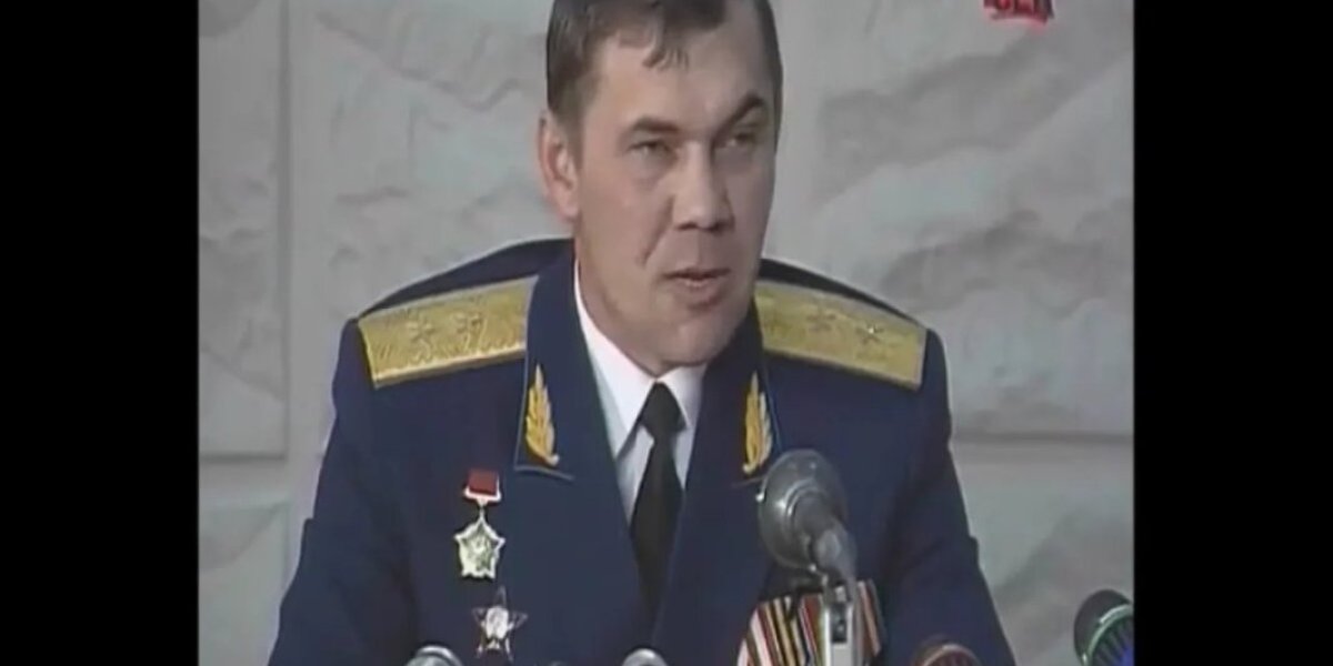 «Этот приказ я выполнять не буду». Получив шифрограмму, генерал пошёл против министра обороны «Этот приказ я выполнять не буду». Получив шифрограмму, генерал пошёл против министра обороны