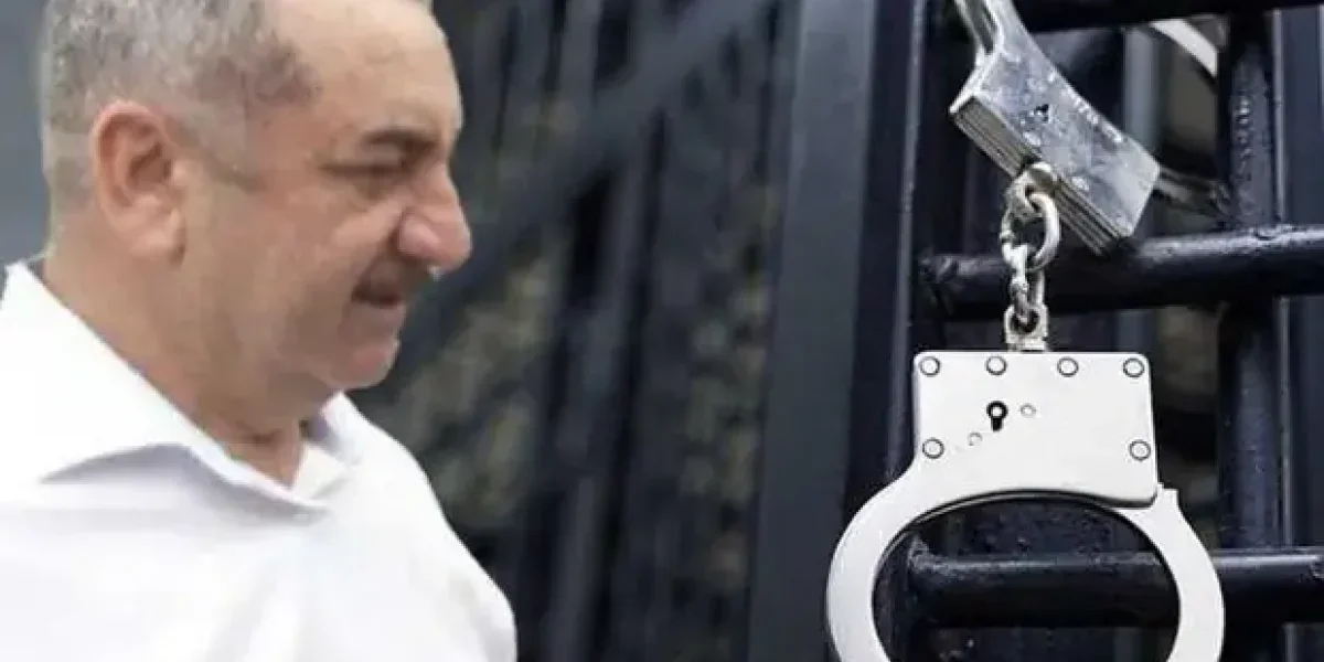 Теперь взяли «шишку» из азербайджанской диаспоры Краснодара. А екатеринбургская вообще самораспустилась Теперь взяли «шишку» из азербайджанской диаспоры Краснодара. А екатеринбургская вообще самораспустилась