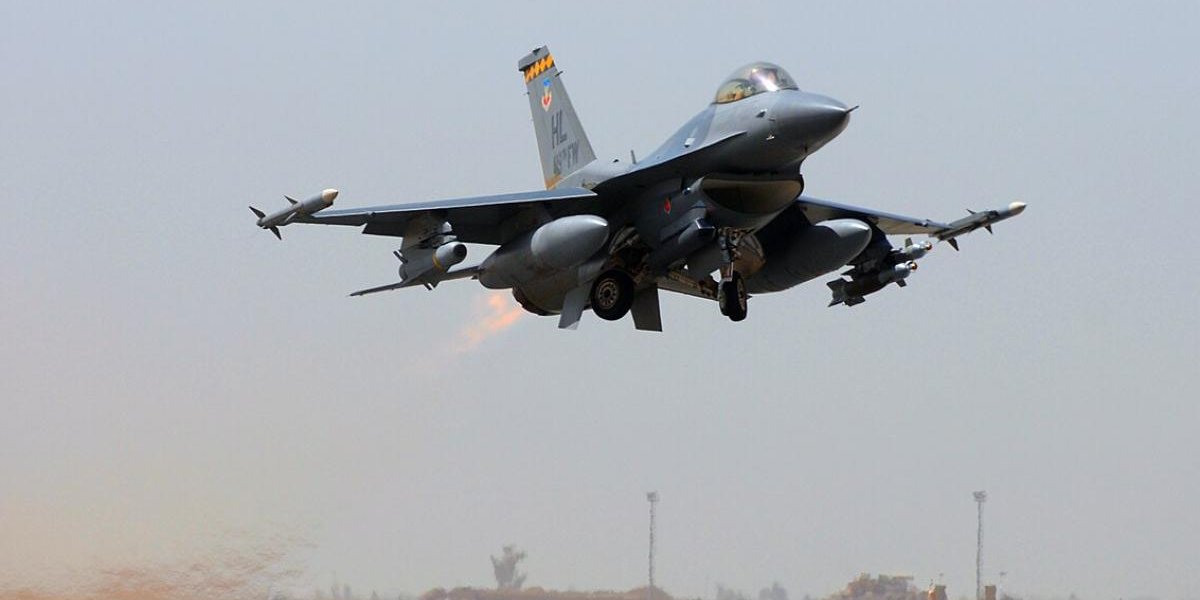 Генерал Попов раскрыл детали боя: как С-300 за 100 секунд уничтожил американский F-16 Генерал Попов раскрыл детали боя: как С-300 за 100 секунд уничтожил американский F-16