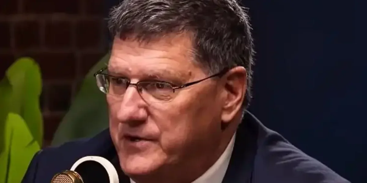 «Даже сумасшедший не решится перейти эту черту»: Риттер раскрыл, как Россия поставит зарвавшиеся США на место «Даже сумасшедший не решится перейти эту черту»: Риттер раскрыл, как Россия поставит зарвавшиеся США на место