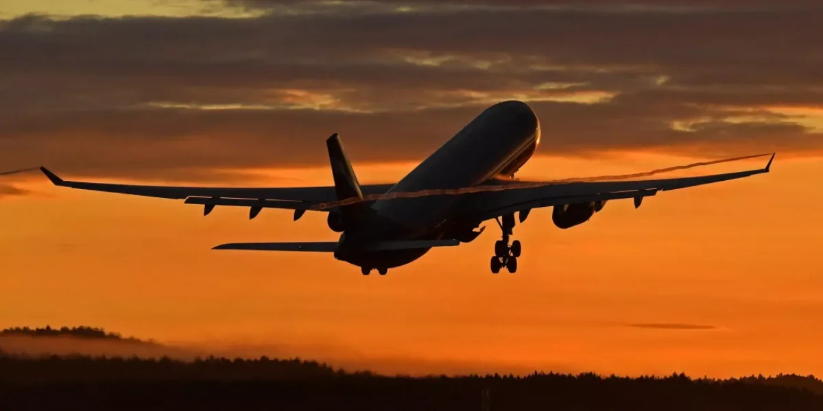 «Незваный гость»: таинственный борт из США пролетел над всей Россией, оставив военных в недоумении «Незваный гость»: таинственный борт из США пролетел над всей Россией, оставив военных в недоумении