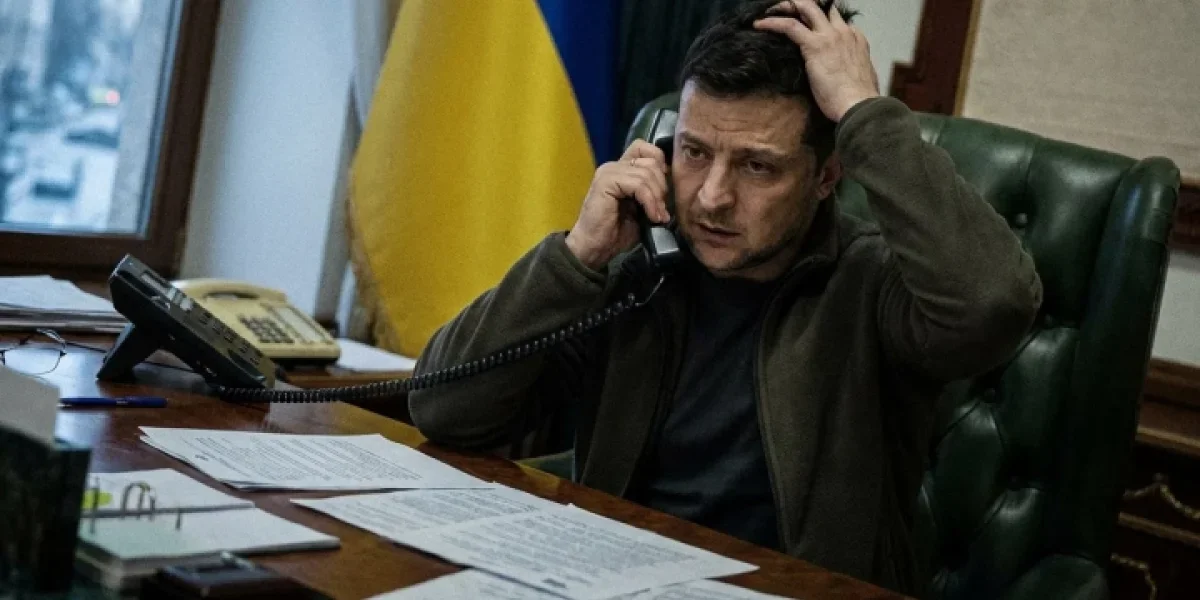 «Плевок в лицо погибшим»: Украинцы требуют правды — побег «кошелька» Зеленского за границу вскрыл схему тотального разграбления страны «Плевок в лицо погибшим»: Украинцы требуют правды — побег «кошелька» Зеленского за границу вскрыл схему тотального разграбления страны