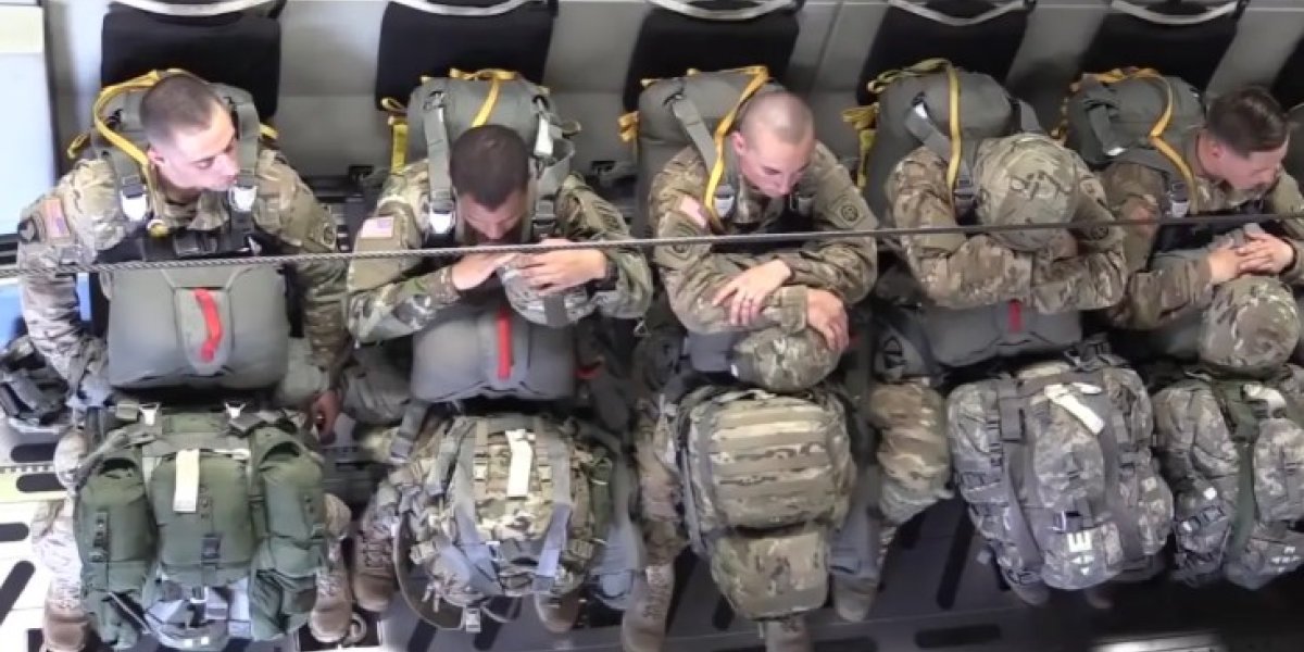 Военкор: Высадка в Иране закончится для США катастрофой Военкор: Высадка в Иране закончится для США катастрофой